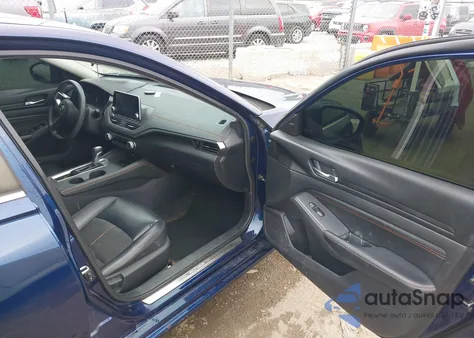 2019 Nissan Altima 2.5 Sr z USA, uszkodzony, nr VIN 1N4BL4CV4KN317418